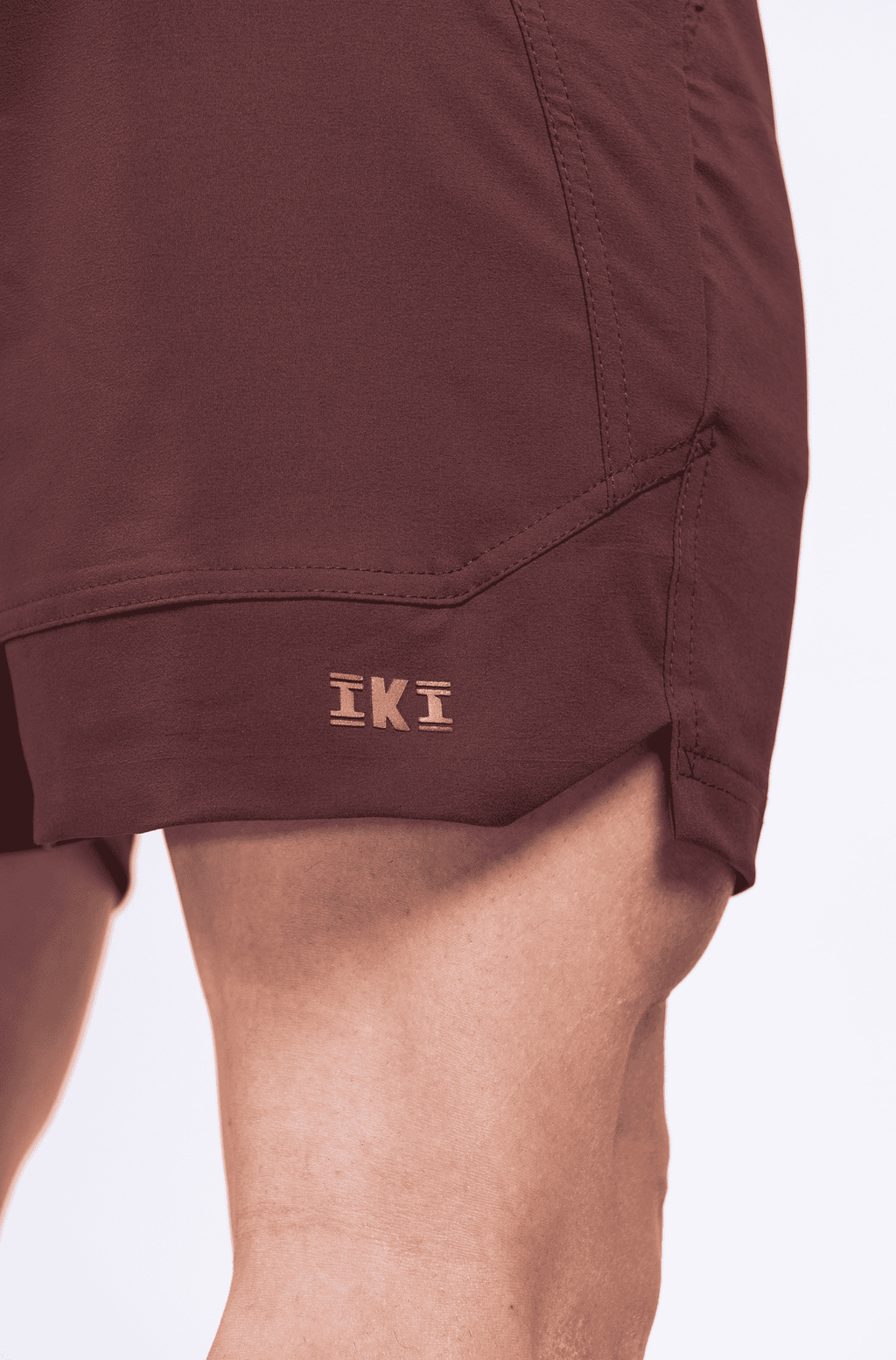 LEGACY SHORT - Pantaloneta deportiva athleisure para hombre.