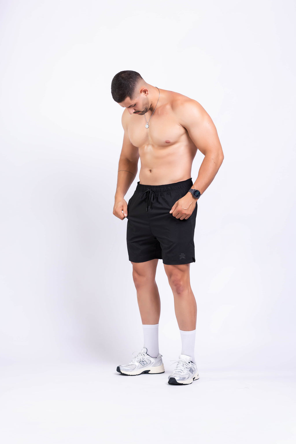 LEGACY SHORT - Pantaloneta deportiva athleisure para hombre.